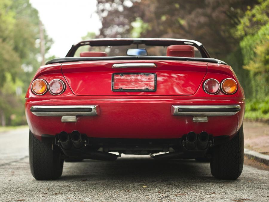  Ferrari 365 GTS/4 Daytona 1971 года  (фото 14 из 32)